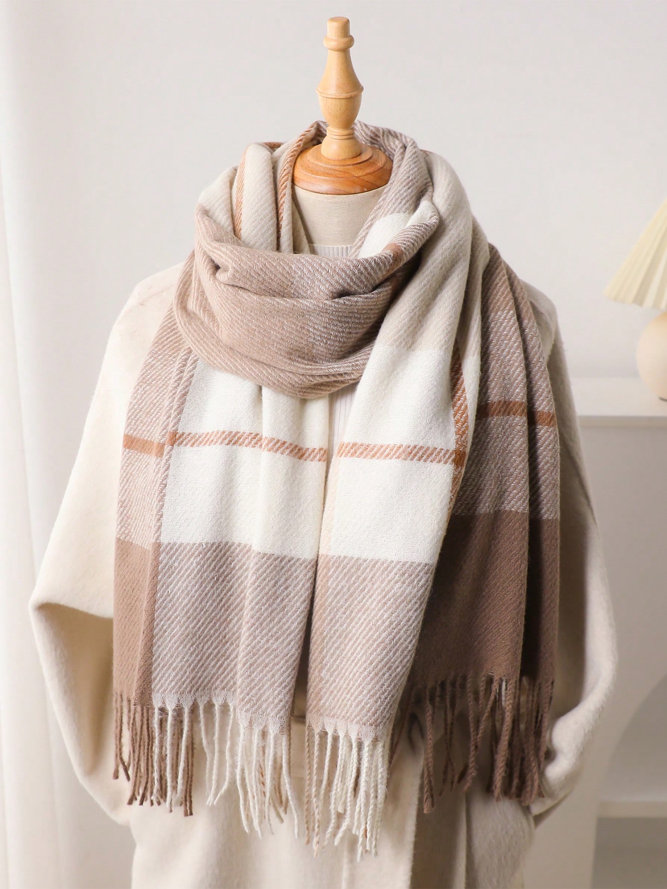Infinity Scarf Knit - レディース用、冬の新作、フェイクカシミヤ素材のチェック柄ヘッドスカーフ、ミニマルなデザインのタッセル付きインフィニティスカーフ、暖かく使えるショール兼ブランケット、ユニセックススタイル、普段使いに最適。