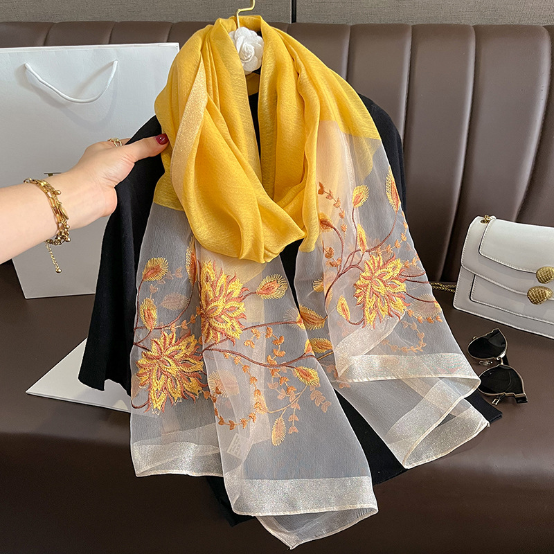 Woven Scarf Blanket - 春夏ソリッドシルクスカーフ女性シンプルエレガントバージョンロングショールワープブファンダ日焼け止めスカーフブランケットエシャルプポンチョ
